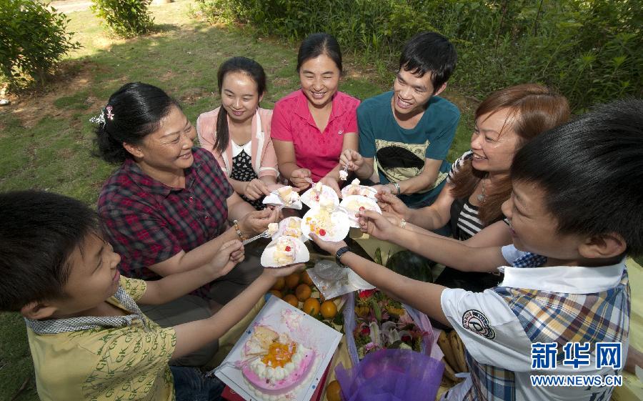 那些年，感動(dòng)過(guò)我們的母親