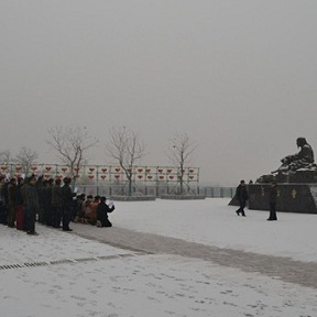 農民工拜曹雪芹討薪