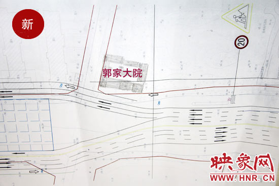 最新的設(shè)計(jì)圖紙上顯示，地鐵2號線東大街站臺的施工作業(yè)面，和之前相比，進(jìn)行了大范圍的壓縮。