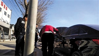 多家二手車平臺(tái)交易“調(diào)表車” 100元就能改里程