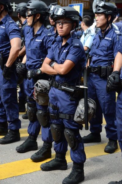 香港七千警力候命清場占中